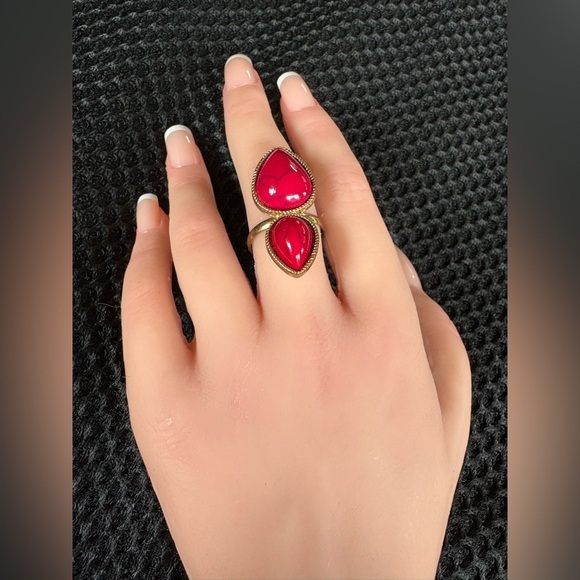 Adjustable Gold Tone Double Teardrop Red Stone Ring - Picture 3 of 7